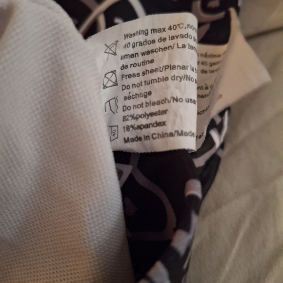 She Show Women's Black and White Floral Women's Skirt With Leggings - Picture 10 of 10